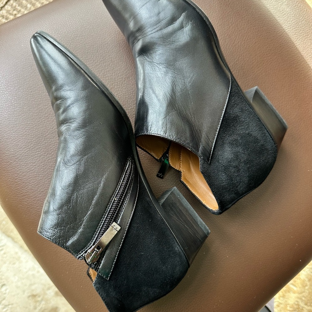 AQUAITALIA Black Leather/suede ankle booties US8 - Picture 2 of 7